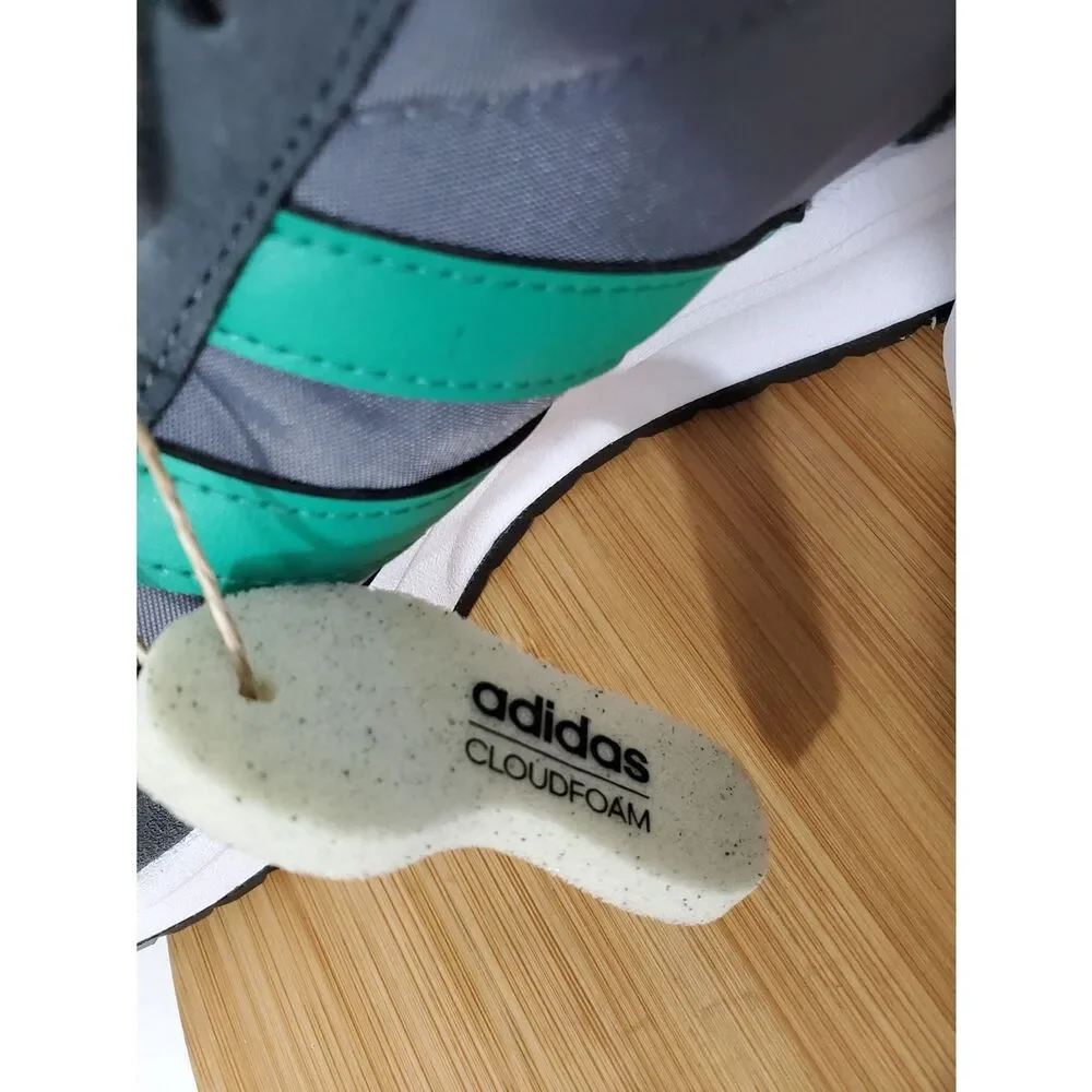 adidas Run 70s 2.0 Sneakers Grey Green Men's 8 NIB